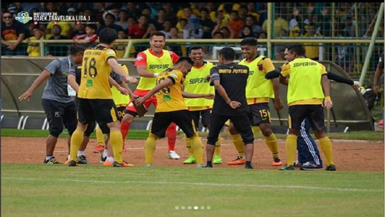 Selebrasi unik Dedi Hartono Copyright: Instagram.com/psbaritoputeraofficial