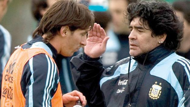 Maradona: Jangan Terlalu Manjakan Messi Maradona,%20Messi_625x352